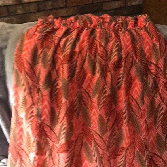 Women's Cold Shoulder Charming Charlie NWT Multi Colored Maxi Dress - Picture 4 of 10